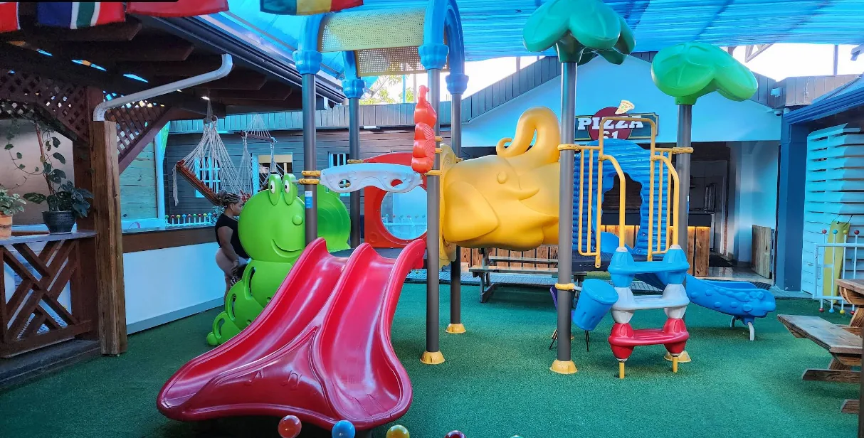 Área de Juegos Infantil